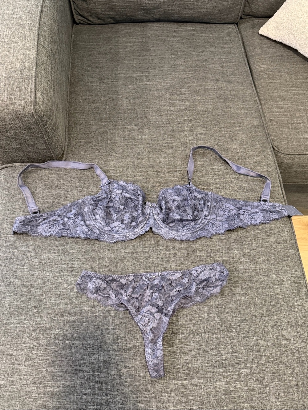 Lace Underwire Bra and Thong Set